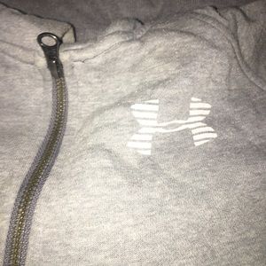 Grey Under Armer half zip sweater